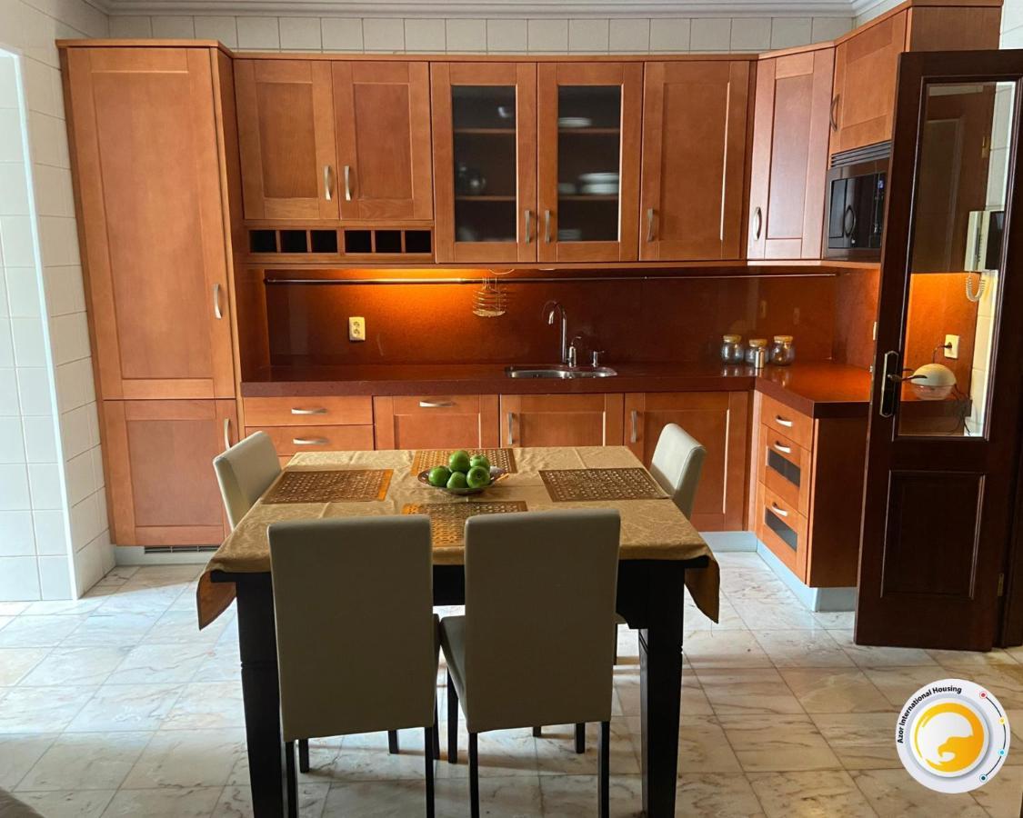 הוילה Ponta Delgada Azor International House מראה חיצוני תמונה